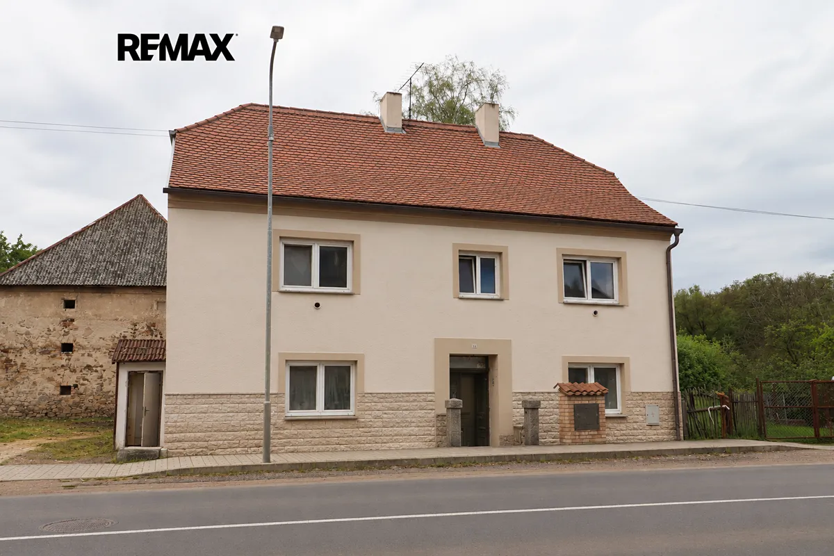 Prodej vícegeneračního domu 550 m², pozemek 786 m²